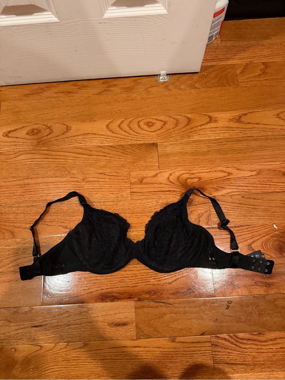 Black Lace Underwire Bra - Women's Intimates